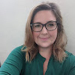 Meet your Posher, Lara